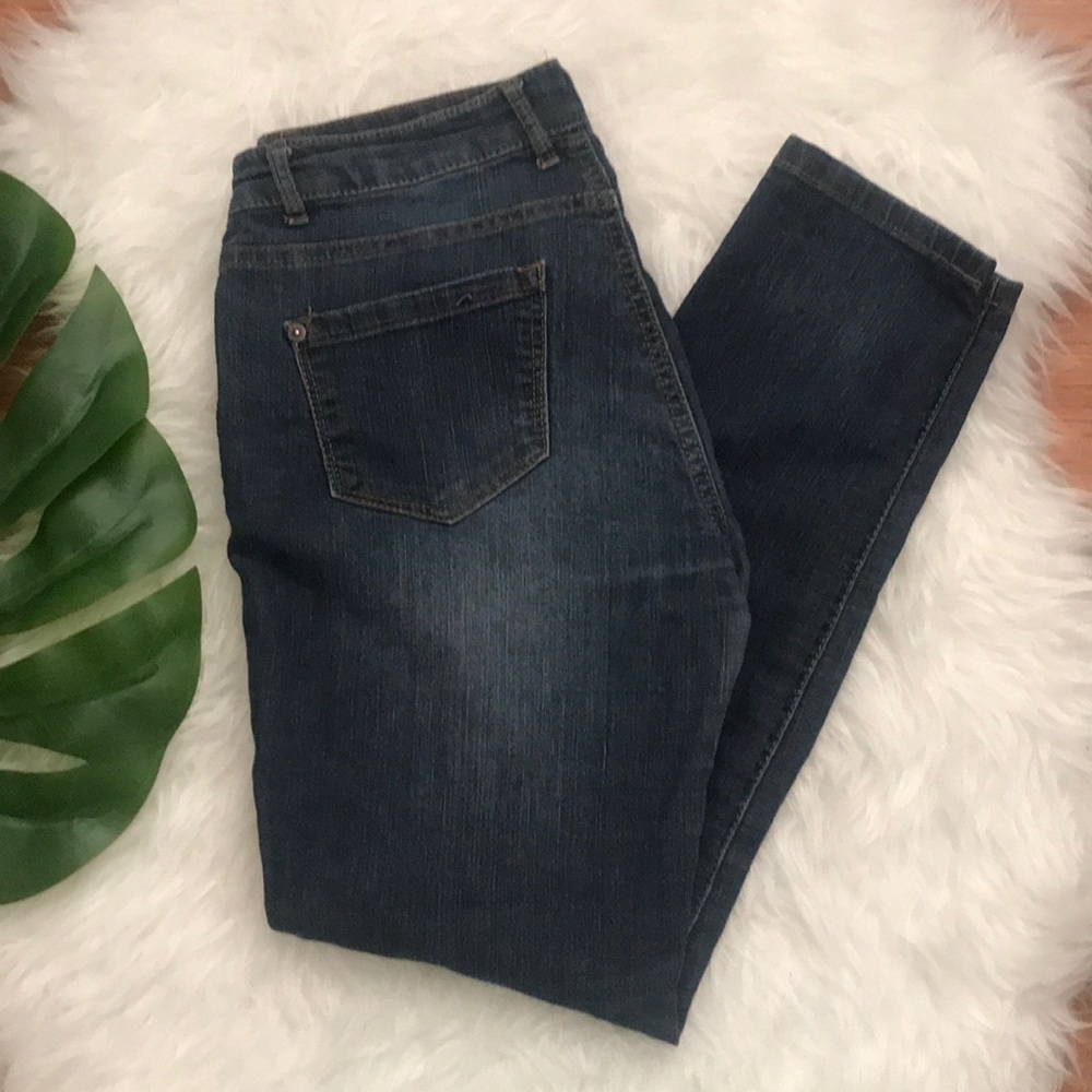Jeans👖🌿 - Picture 5 of 7